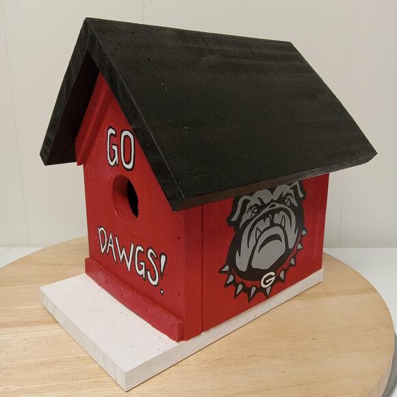 Handcrafted Georgia Bulldogs Birdhouse Hand Painted Go Dawgs' - Picture 1 of 4